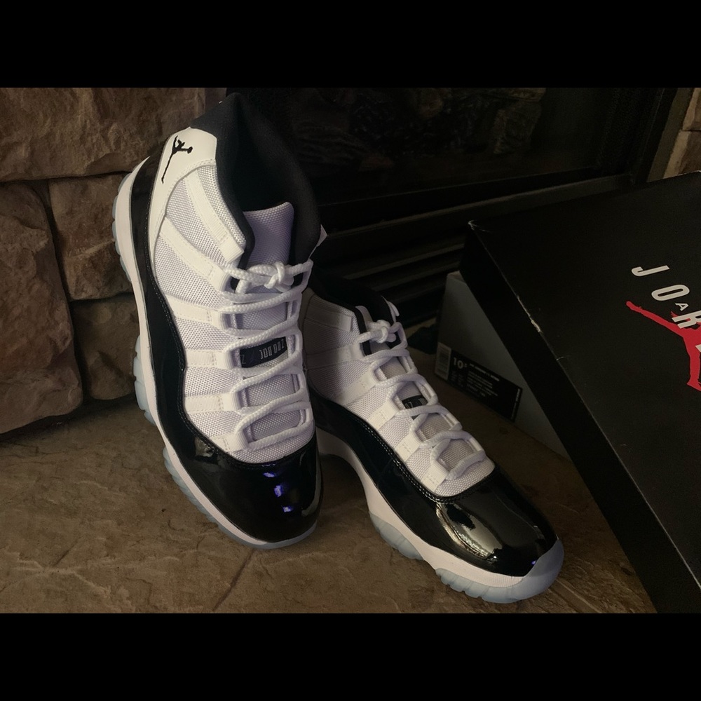 Jordan Concord 11s